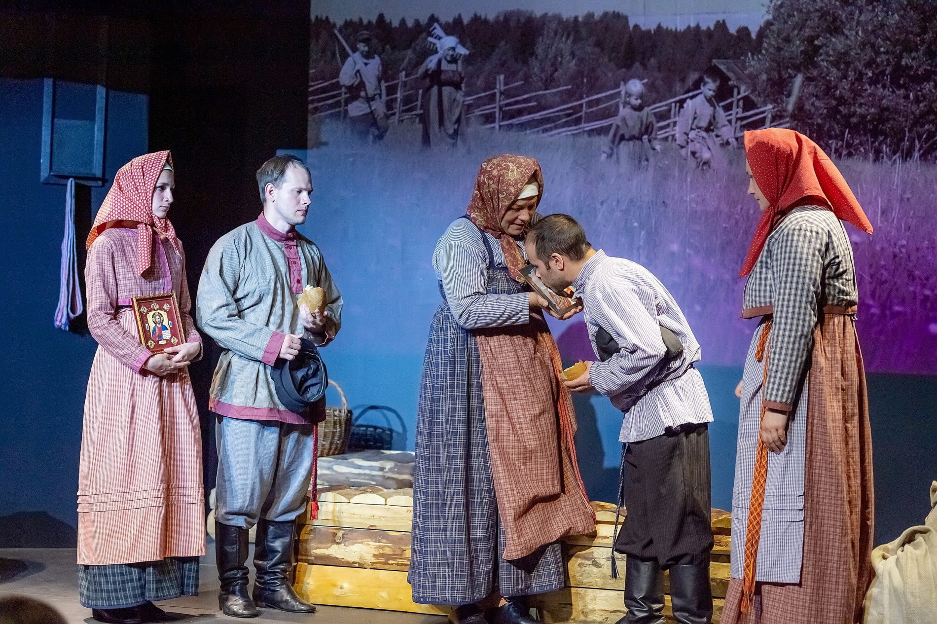 День театра в Семёнково